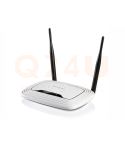 TP-LINK router TL-WR84IN. 300 mbs WiFi